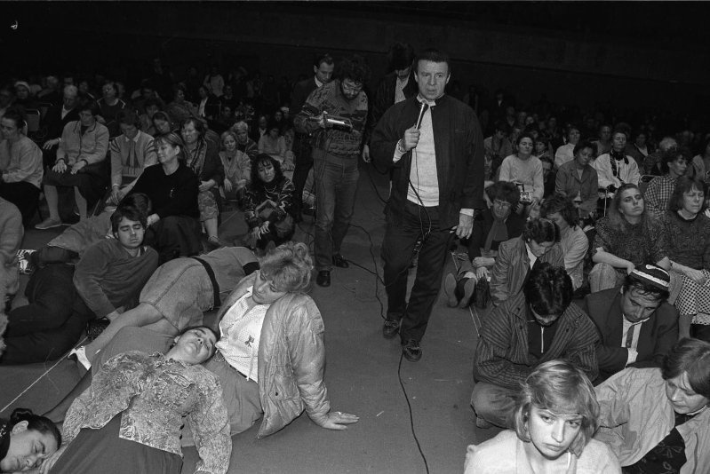 Оздоровительный сеанс психотерапевта Анатолия Кашпировского, 30 сентября 1991, г. Москва. Дворец спорта «Динамо».