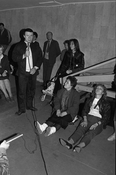 Оздоровительный сеанс психотерапевта Анатолия Кашпировского, 30 сентября 1991, г. Москва. Дворец спорта «Динамо».