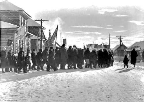 Демонстрация 7 ноября, 7 ноября 1956 - 7 ноября 1958, Якутская АССР, Алданский р-н, прииск Нижний Куранах