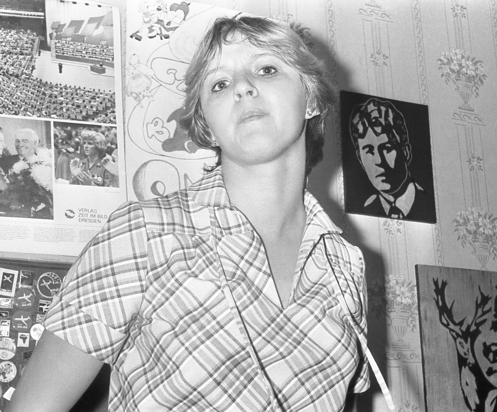 День рождения Николая Борисова – 16 лет, 1980 год, г. Москва. Осень 1980. В гостях – знакомые и одноклассники. Танцы для девочек.