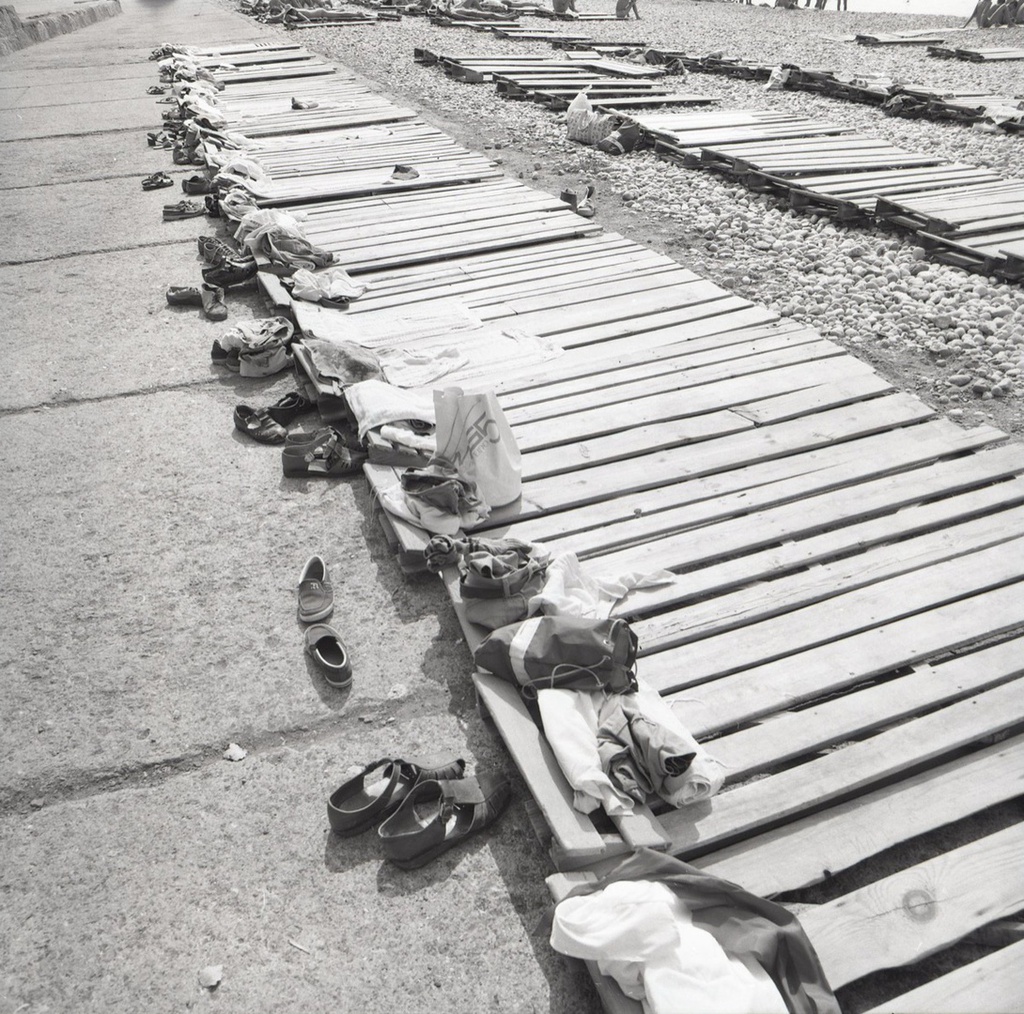 Пионерский лагерь «Артек», 1970-е, Украинская ССР, Крымская обл., пгт. Гурзуф. Из «Крымской серии».Выставка «"Артек" 1970-х советского фотожурналиста Виктора Сакка» с этим снимком.