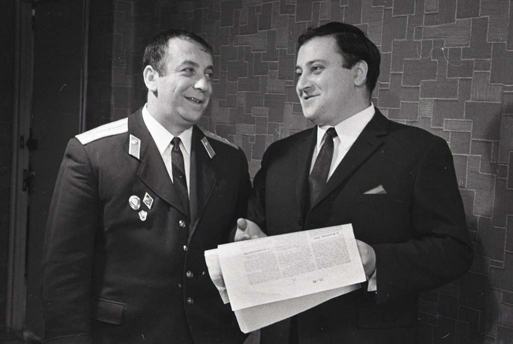 Писатели Аркадий и Георгий Вайнеры, 23 января 1969