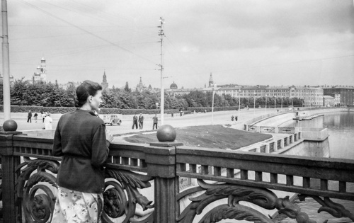 Вид на Болотную набережную с Малого Каменного моста, 1 июля 1956 - 15 августа 1956, г. Москва