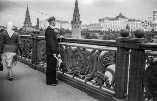 Вид на Московский кремль с Большого Каменного моста, 1 июля 1956 - 15 августа 1956, г. Москва