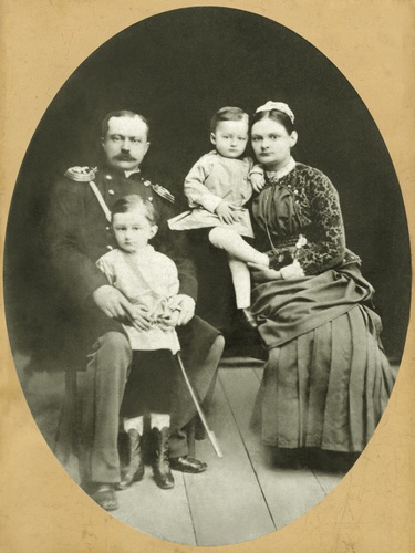 Ипполит Михайлович Рогге с женой и сыновьями, 1884 - 1886, Гродненская губ., Белостокский у., г. Белосток