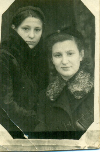Двойной портрет, 24 февраля 1946, Ростовская обл., станция Чертково