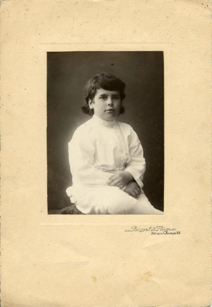 Портрет мальчика в косоворотке, 1916 год, г. Петроград