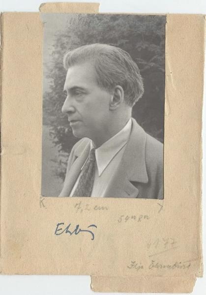 Портрет Ильи Эренбурга, 1930-е. Видеовыставка «Илья Эренбург» с этой фотографией.