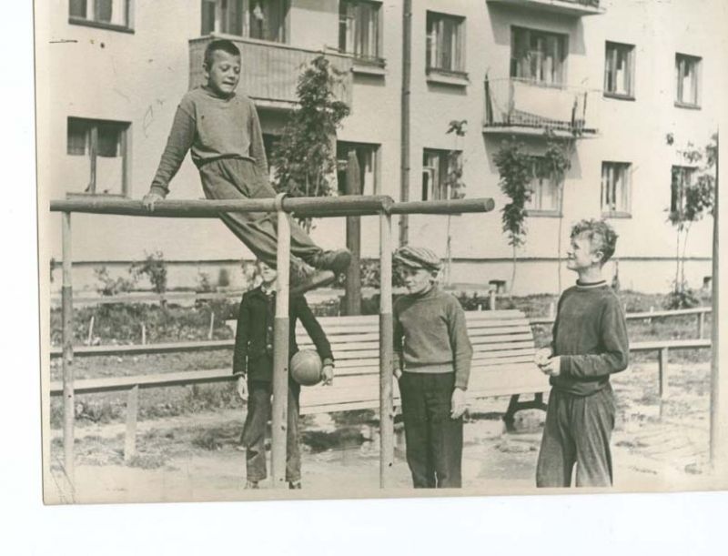 Дворовая площадка, 1965 год, г. Череповец и Череповецкий район