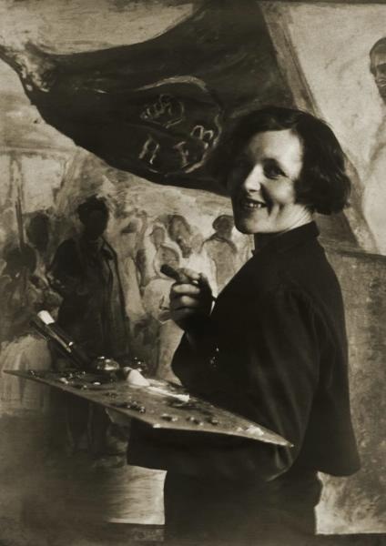 Портрет художницы Александры Якушевой, 1934 год, г. Москва. Выставка «Художник за работой» с этой фотографией.
