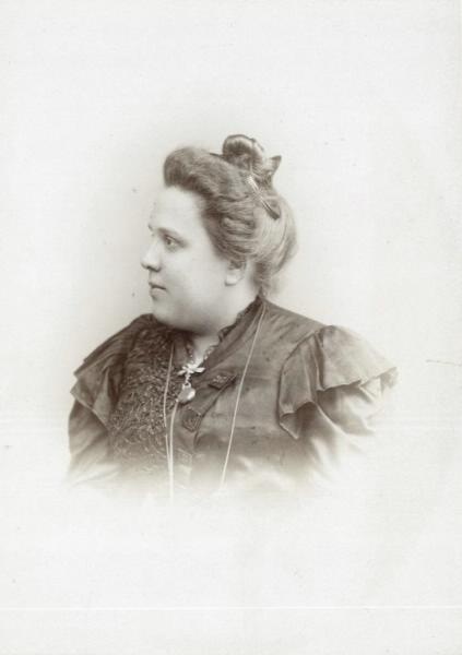 Женский портрет, 1895 - 1907, г. Санкт-Петербург