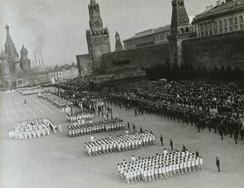 Красная площадь. Спортивный парад, 1932 год, г. Москва