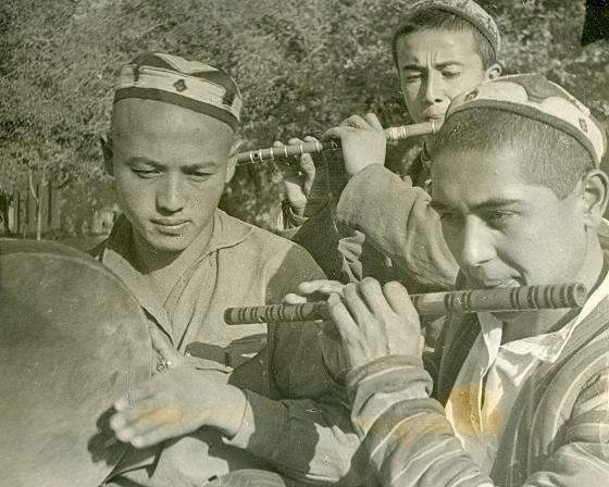 Культура колхозного села. Репетиция, 1935 год, Узбекская ССР