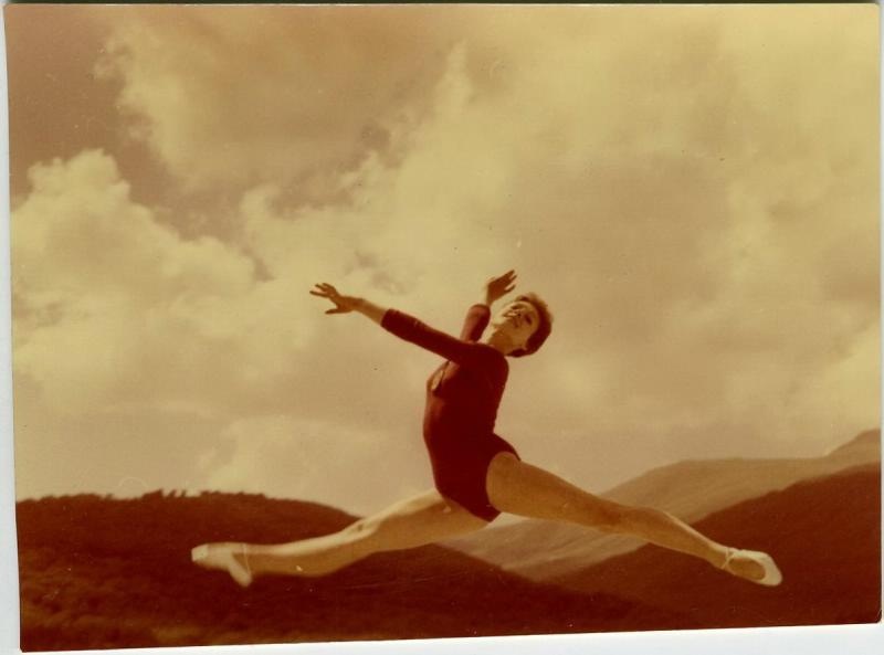 Наталья Кучинская – абсолютная чемпионка СССР, чемпионка мира по отдельным видам гимнастического многоборья, 1968 год