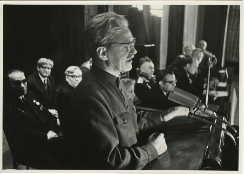Выступление на собрании, 1970-е