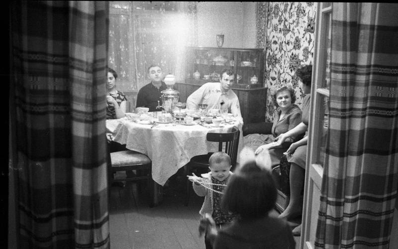 В комнате, 1964 год, г. Магнитогорск