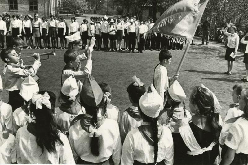 Пионерская линейка, 1972 год, Украинская ССР, Кировоградская обл., с. Павлыш