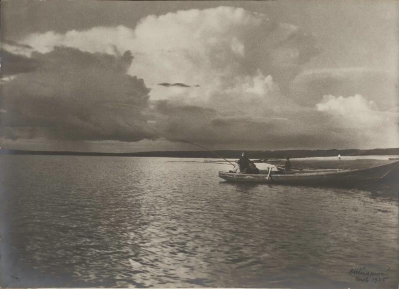 Вечерний клев. Днепр, 1935 год, Украинская ССР. Выставка «Река Днепр» с этим снимком.&nbsp;