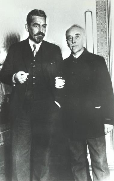 Начальник Днепростроя Александр Винтер и академик Глеб Кржижановский, 1931 - 1932