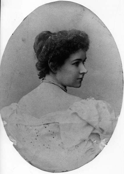 Портрет молодой дамы, 1890-е