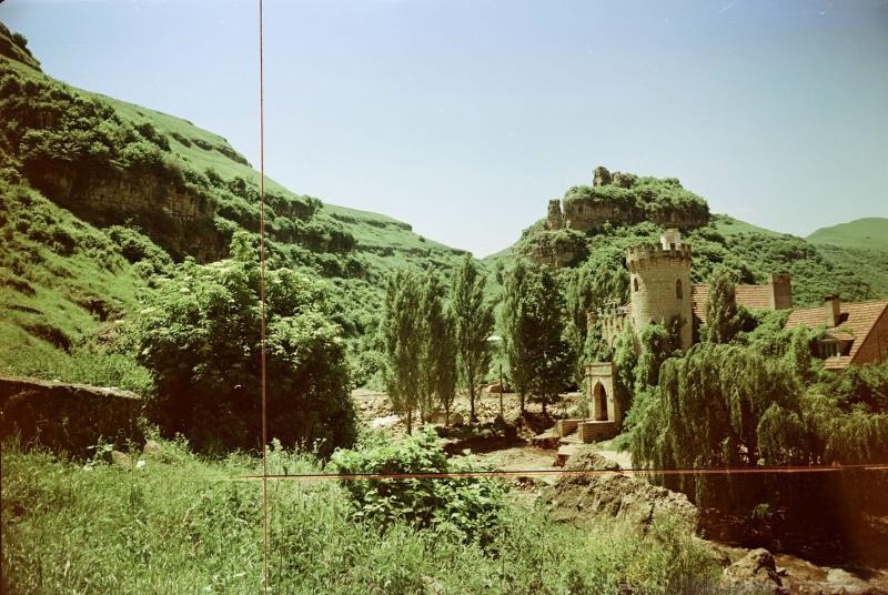 Природный памятник «Замок Коварства и Любви», 1963 - 1965, Ставропольский край, г. Кисловодск