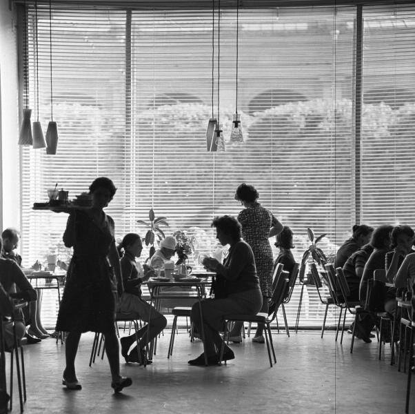 В кафе «Север», 1966 год, г. Ленинград