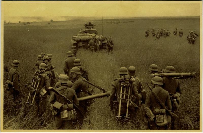 Немецкие войска наступают, 22 июня 1941 - 31 декабря 1941