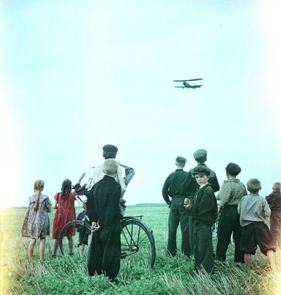 «Самолет прилетел», 1957 год, Тамбовская обл., колхоз «Коминтерн»