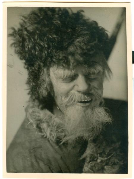 Алексей Темерин в роли деда Митяя в спектакле «Командарм-2», 1929 год, г. Москва