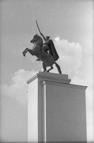 ВСХВ. Памятник Чапаеву, 1939 год, г. Москва