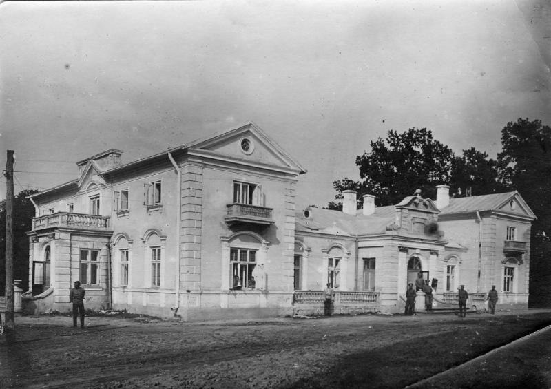 Штаб-квартира, 1915 год