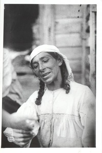 «Гадалка». Портрет цыганки, 1928 год, Тверская губ., г. Кимры