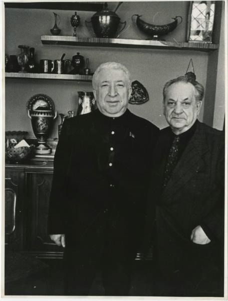 Расул Гамзатов и Виктор Темин, 1970-е