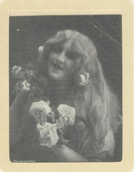 Miss Dorotly Ward, 1 января 1910 - 6 декабря 1917, Великое княжество Финляндское, г. Наантали. Мисс Дороти Уорд - английская актриса, игравшая в пантомиме. Даты жизни: 26 апреля 1890 – 30 марта 1987 года.Сейчас Финляндия.