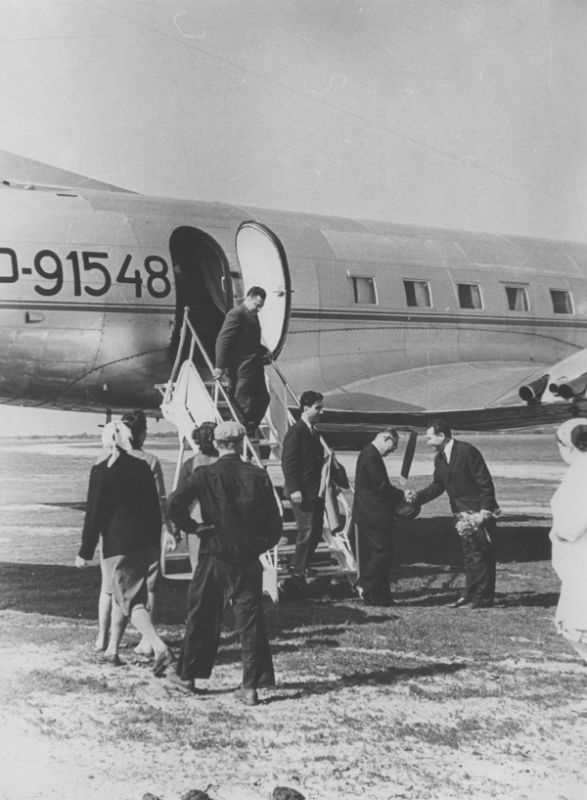 Встреча японской делегации на аэродроме, 1965 год, г. Череповец и Череповецкий район