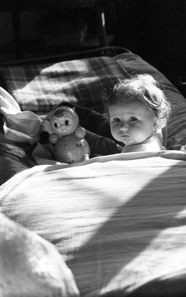 Младенец, 1965 - 1975. Выставка «Сто лет с самыми маленькими» с этой фотографией.