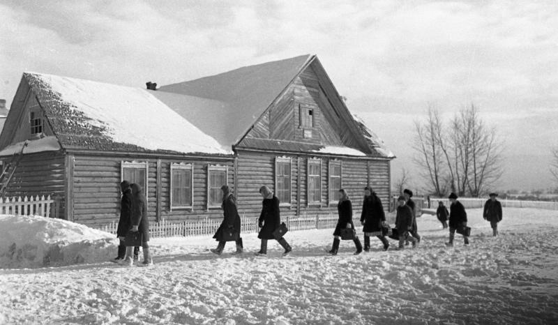 Дети идут в школу, 1949 год, Тамбовская обл., Моршанский р-н, с. Ивенье