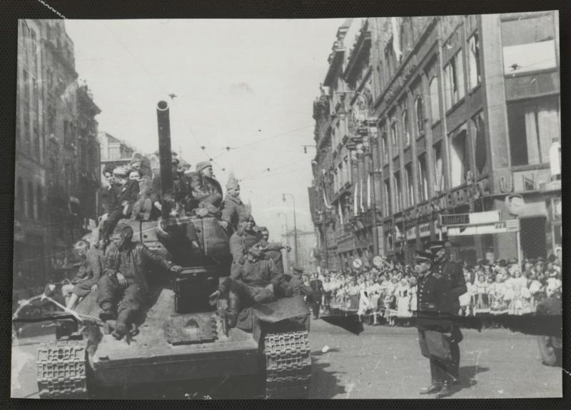 Без названия, 5 - 31 мая 1945, Чехословакия, г. Прага
