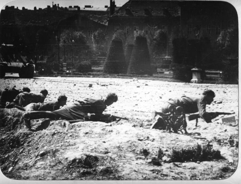 Штурмовая группа в Вене, апрель 1945, Австрия, г. Вена