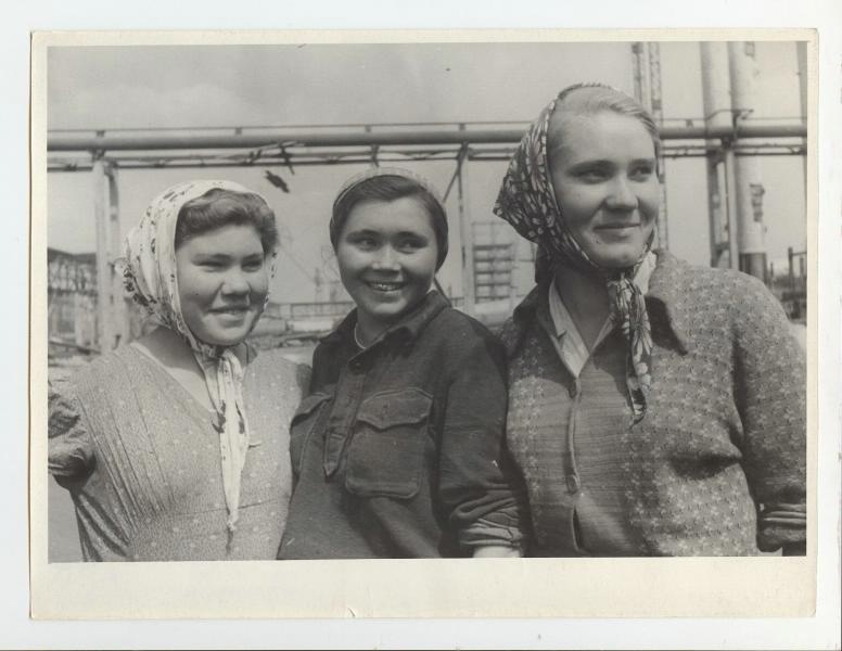 Три молодые работницы, 1960-е