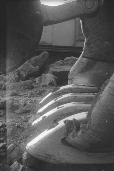Разработка руды экскаватором на горе Магнитной, 1937 год, г. Магнитогорск