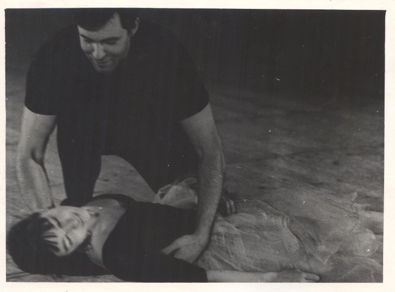Екатерина Максимова и Николай Фадеечев на репетиции, 1966 год. Выставка «Екатерина Максимова. "Самая молодая прима. Самая юная Жизель"» с этой фотографией.&nbsp;