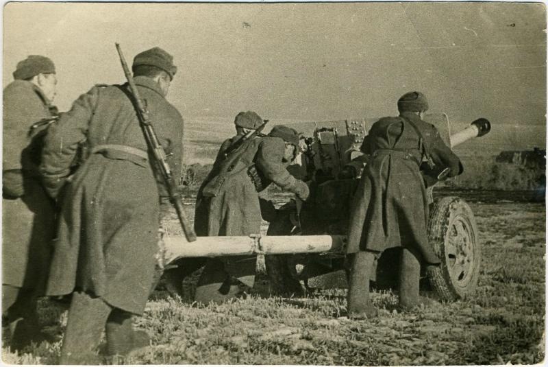 «Орудие к бою!», 1943 год