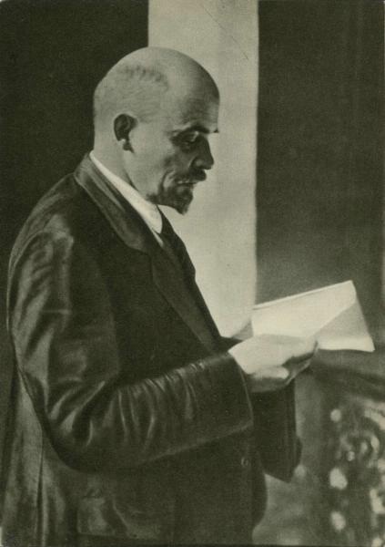 Владимир Ленин на II конгрессе Коминтерна, 19 - 22 июля 1920, г. Петроград
