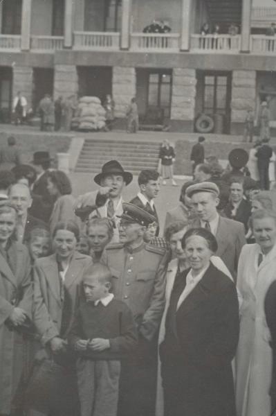 Групповой портрет. Стадион, 1950-е, г. Ленинград