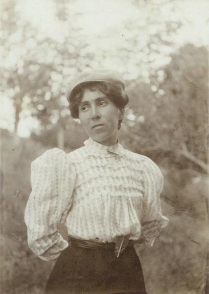 Портрет женщины в кепке, 1910 - 1915