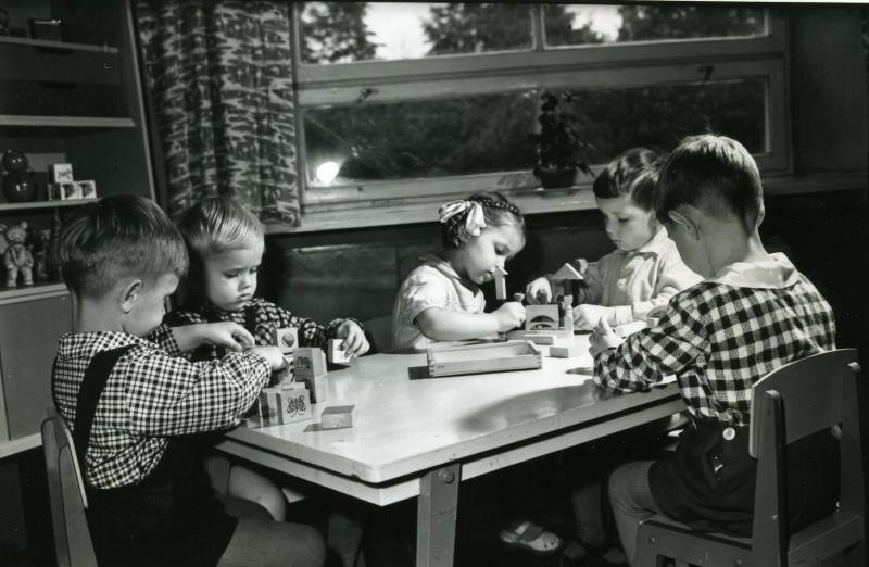 В детском саду, 1960 - 1965