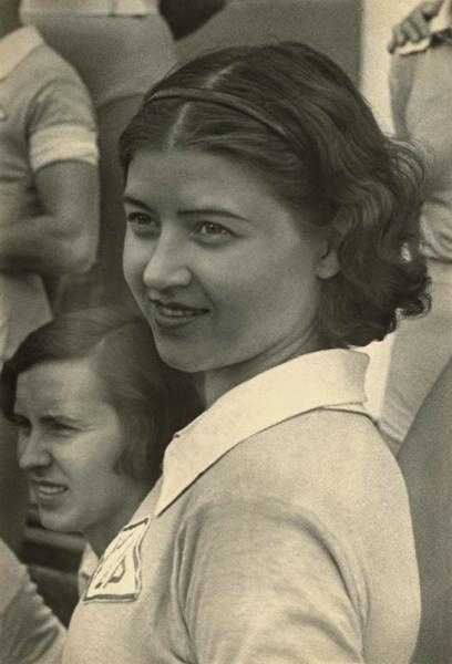 Портрет спортсменки, 1935 год