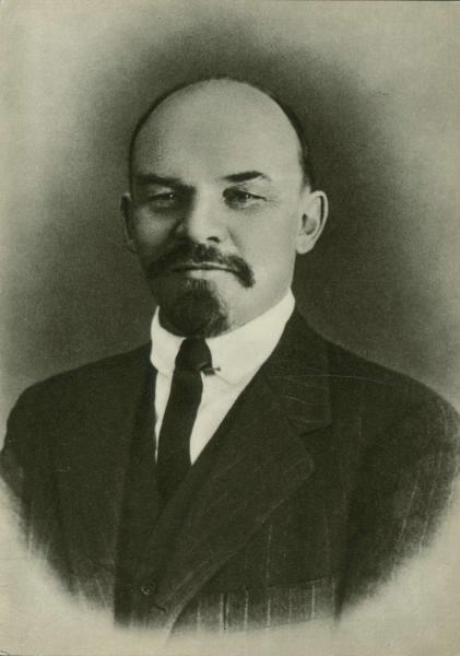 Владимир Ленин, 1916 год, Швейцария, г. Цюрих. Видео «Под псевдонимом "Ленин"» с этой фотографией.
