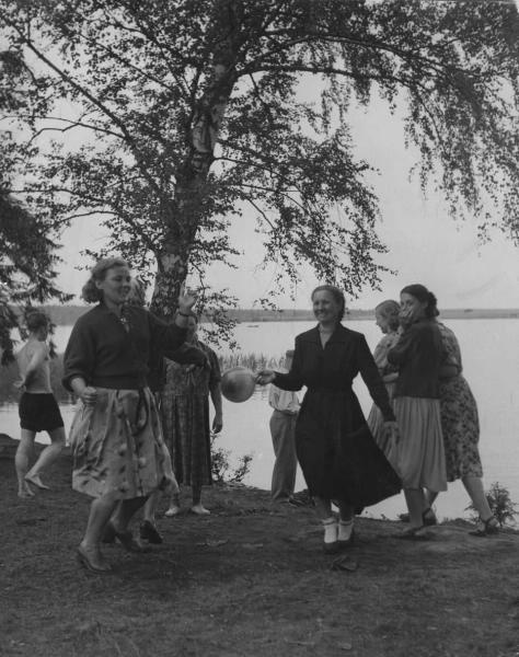Праздник на озере Круглое. Народные гуляния, 1958 год, Московская обл., Краснополянский р-н